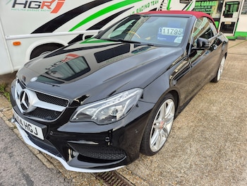 Used Mercedes-Benz E Class 2014 for sale - 76416527: Photo