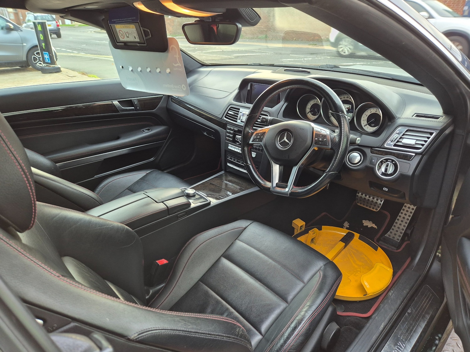 Used Mercedes-Benz E Class 2014 for sale - 76416527: Photo 5