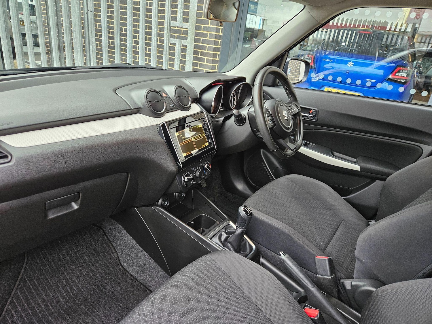 Used Suzuki Swift 2023 for sale - 77957409: Photo 13