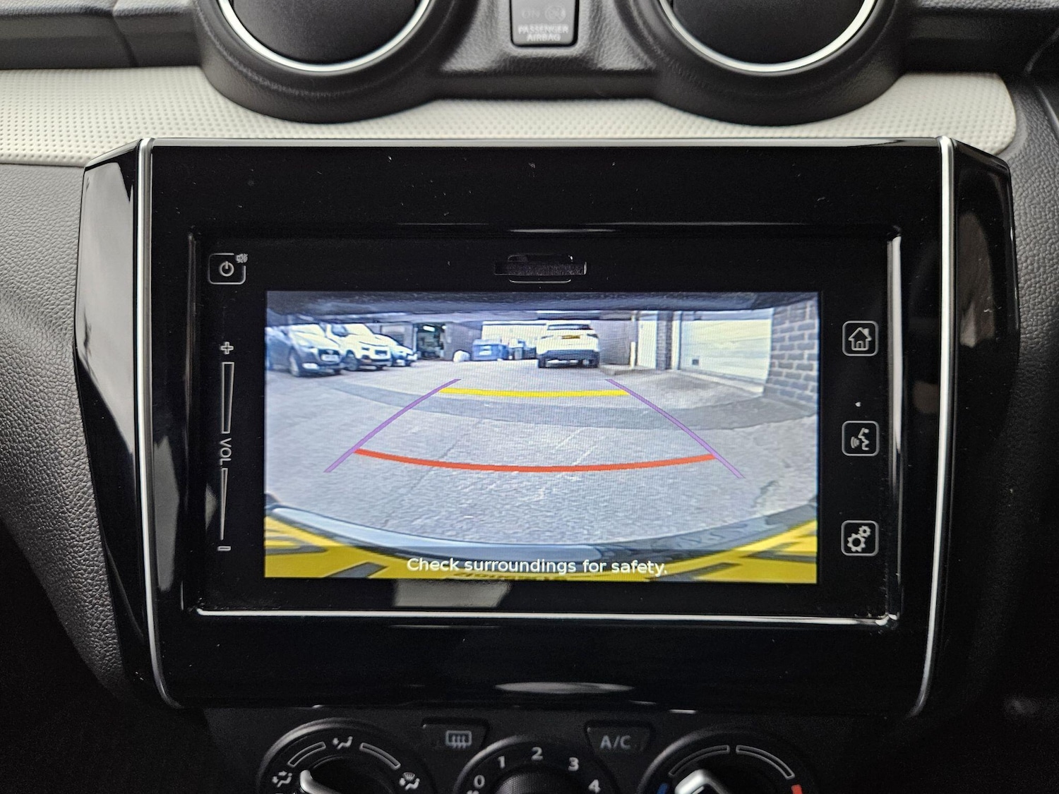 Used Suzuki Swift 2023 for sale - 77957409: Photo 16