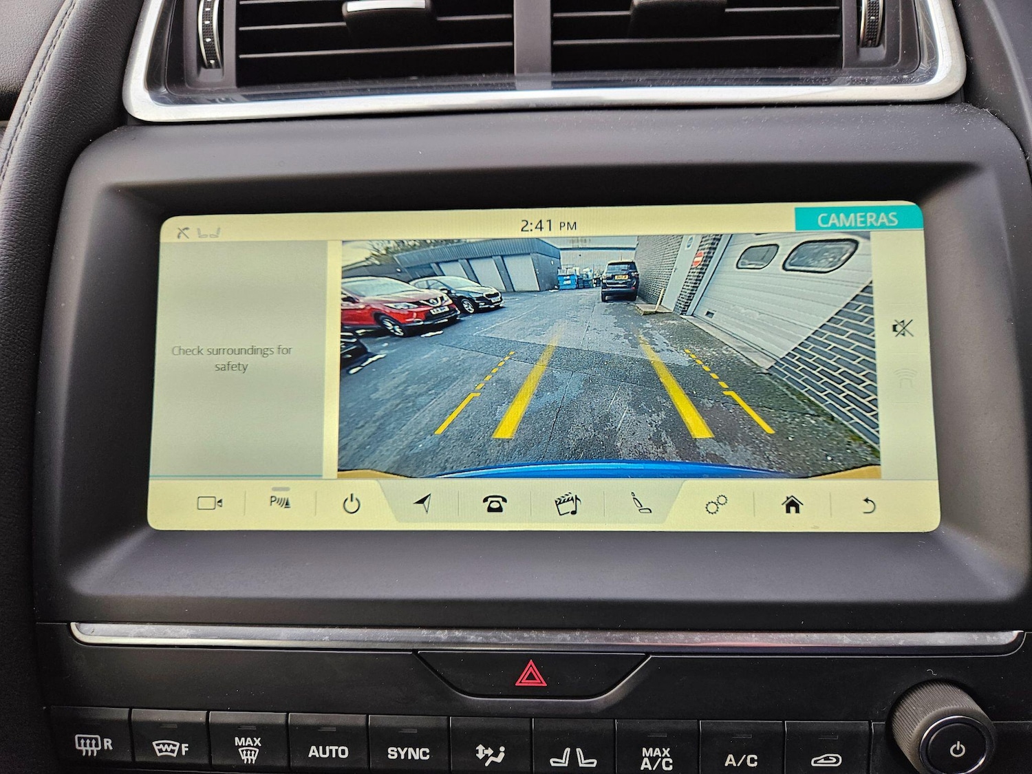 Used Jaguar E-Pace for sale - 76727485: Photo 16