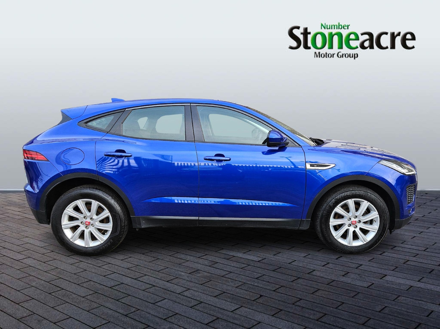 Used Jaguar E-Pace for sale - 76727485: Photo 2
