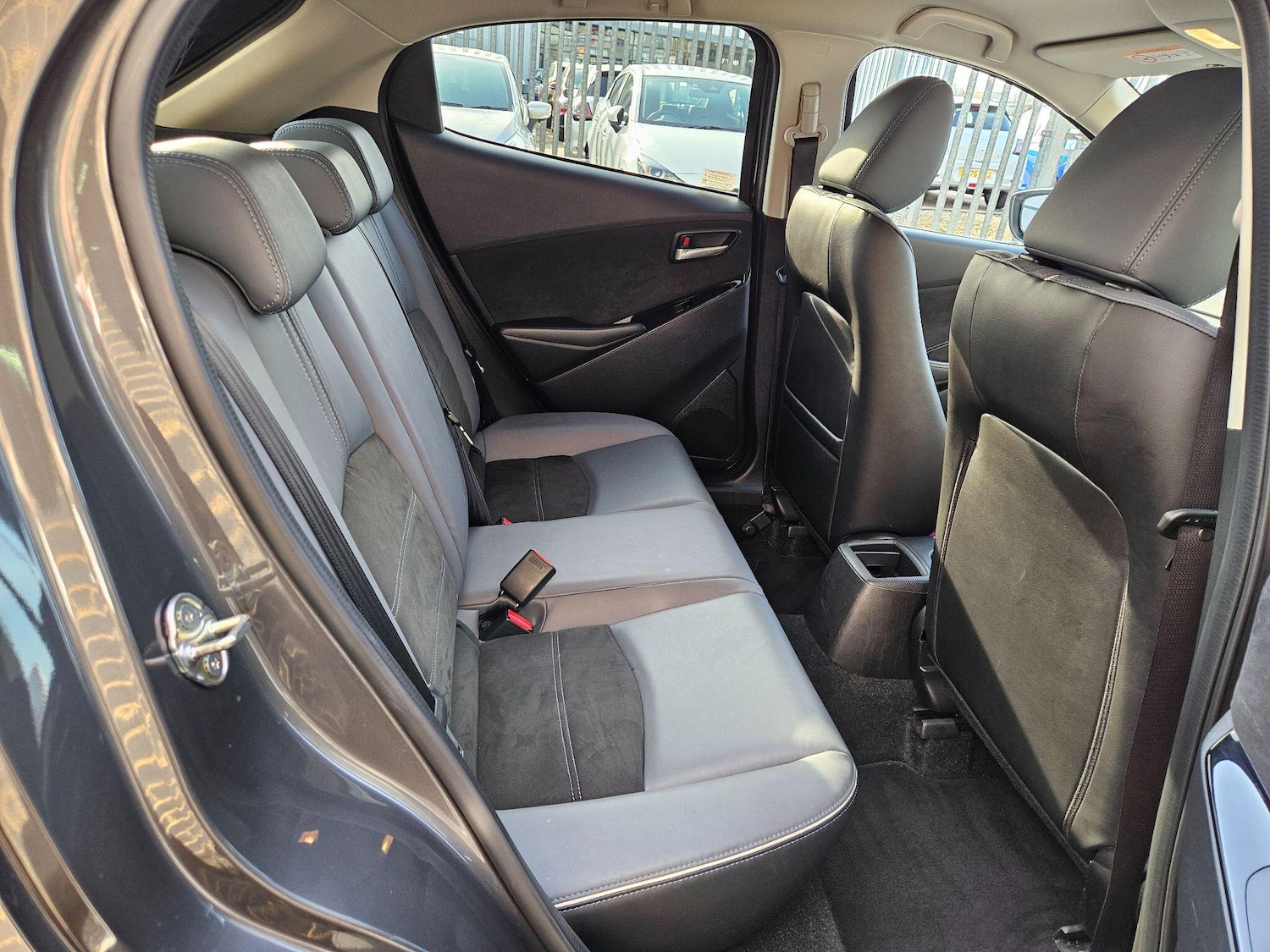 Used Mazda Mazda2 2023 for sale - 78019082: Photo 17