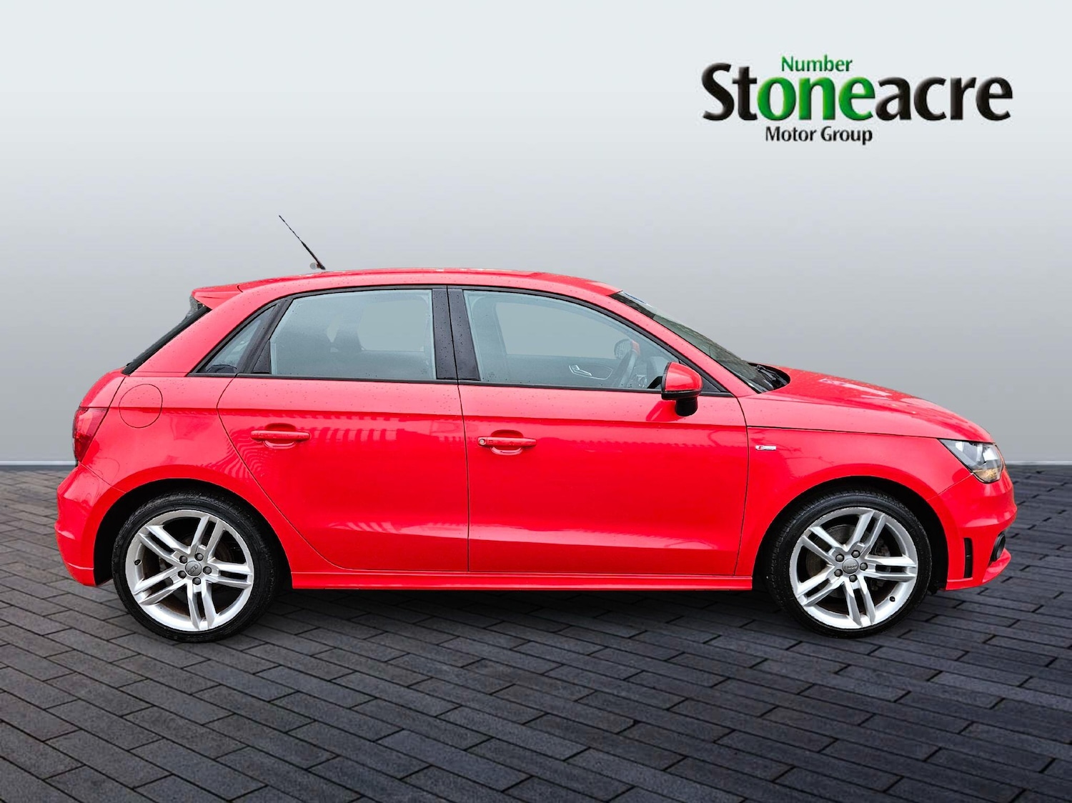 Used Audi A1 for sale - 77376924: Photo 2