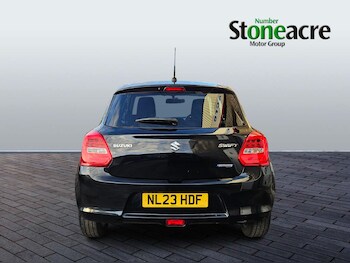 Used Suzuki Swift 2023 for sale - 76994062: Photo