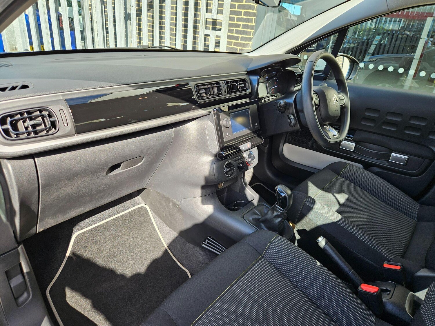 Used Citroen C3 2023 for sale - 76270332: Photo 15