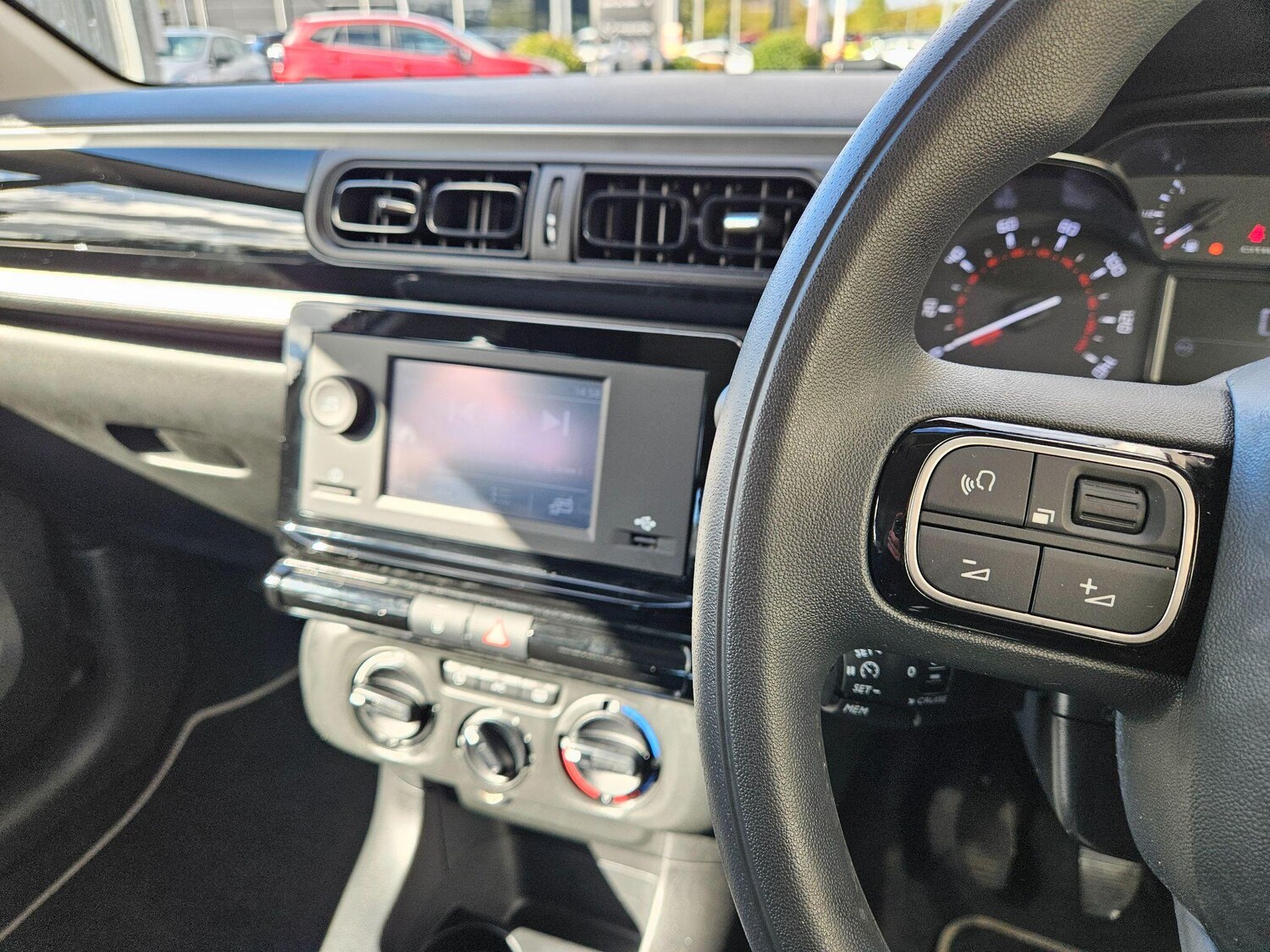 Used Citroen C3 2023 for sale - 76270332: Photo 17