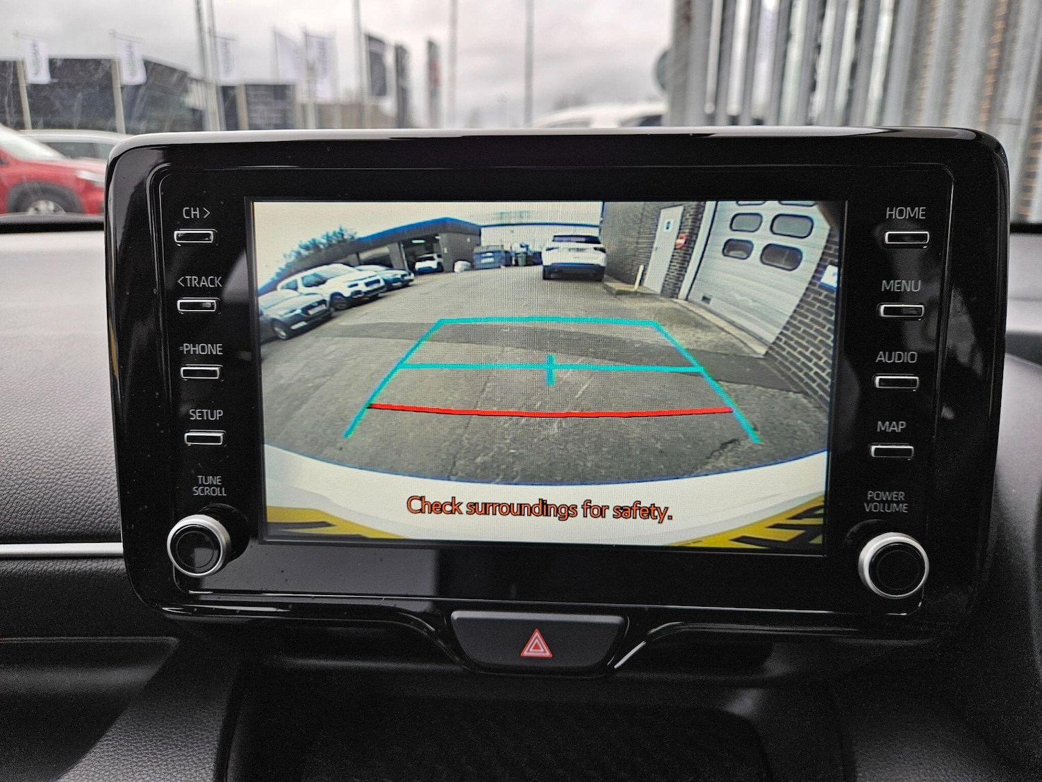 Used Mazda Mazda2 HYBRID 2023 for sale - 77957138: Photo 16