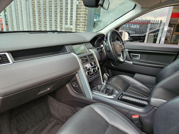 Used Land Rover Discovery Sport 2016 for sale - 76270404: Photo 16