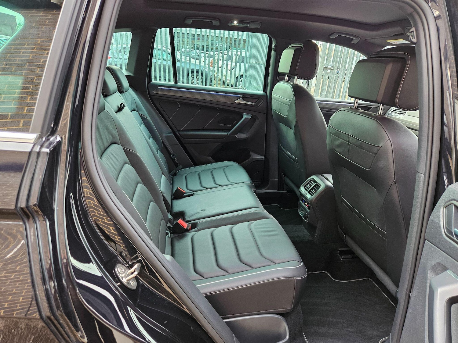 Used Volkswagen Tiguan 2023 for sale - 76572389: Photo 18