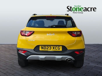 Used Kia Stonic 2023 for sale - 79211997: Photo
