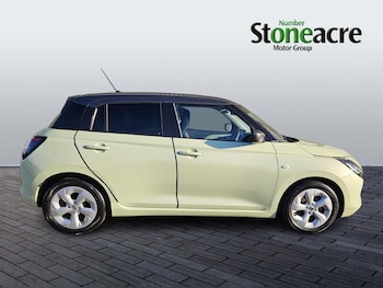 Used Suzuki Swift 2024 for sale - 77029394: Photo