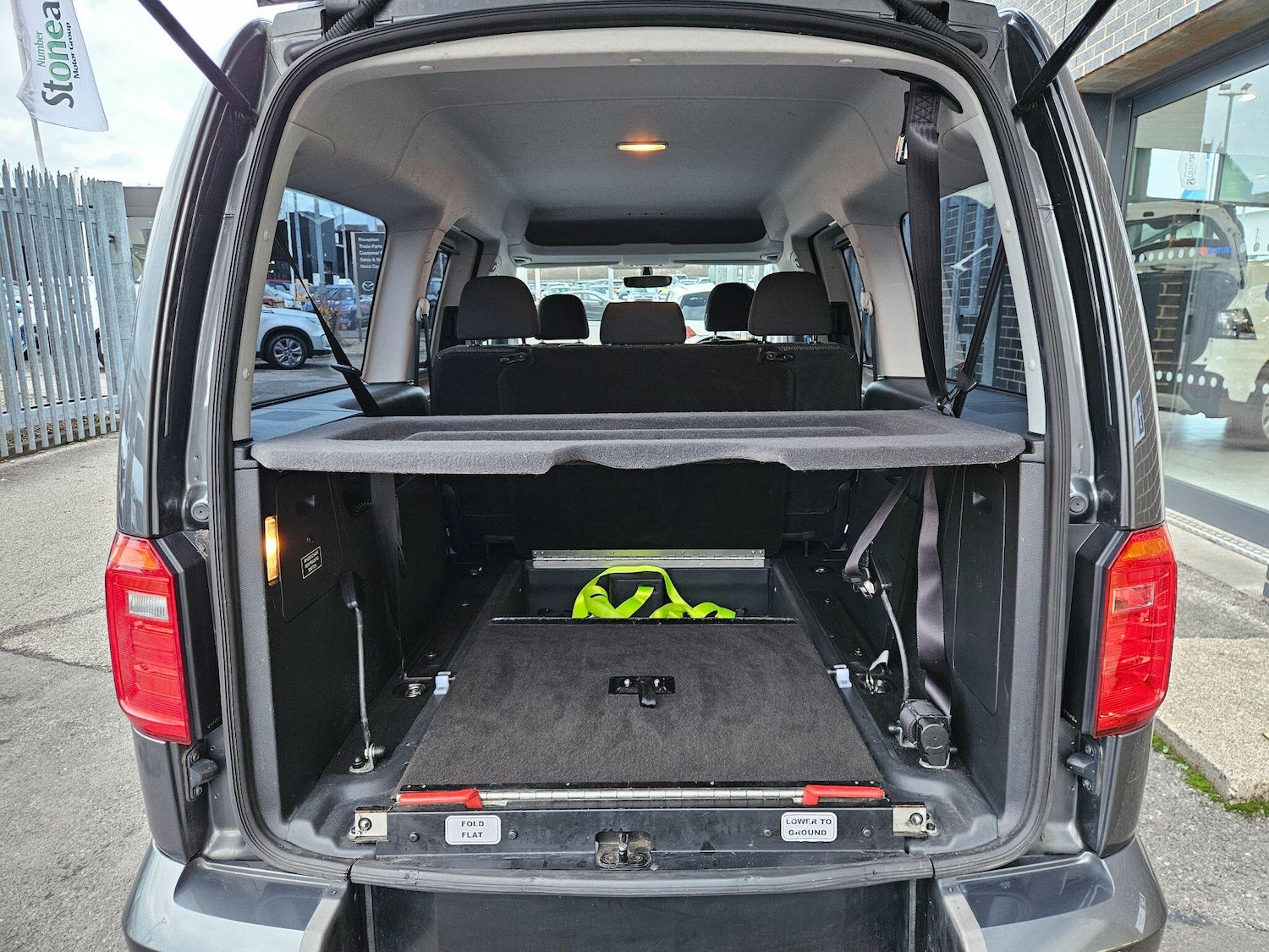 Used Volkswagen Caddy Maxi Life 2018 for sale - 77633004: Photo 11