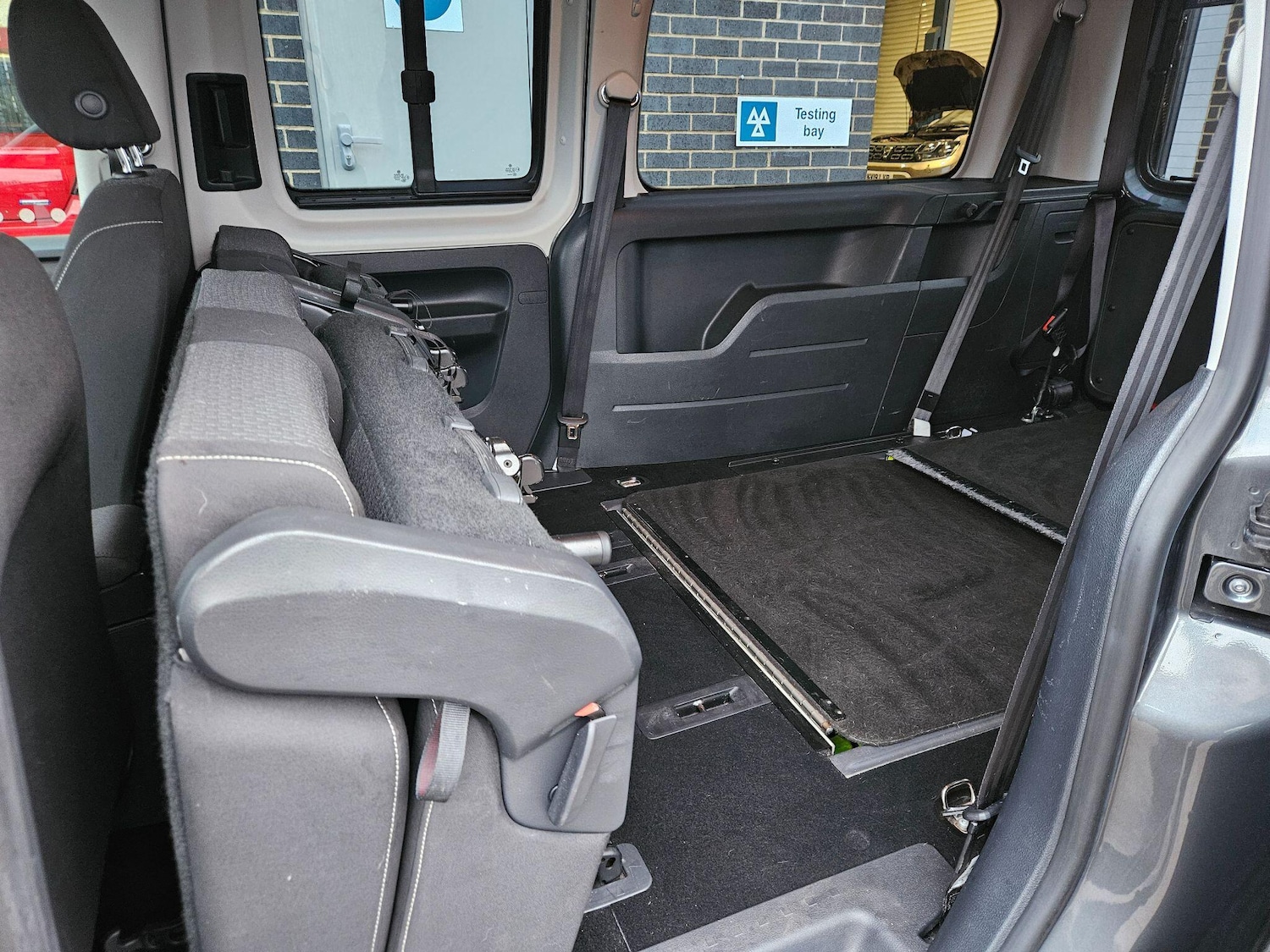 Used Volkswagen Caddy Maxi Life 2018 for sale - 77633004: Photo 23