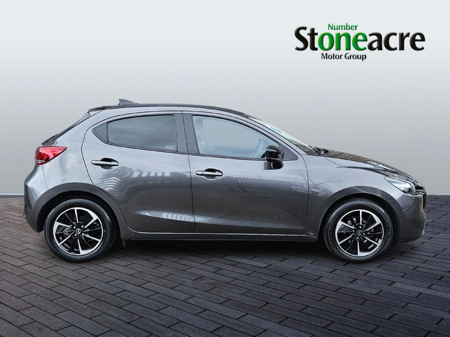 Used Mazda Mazda2 for sale - 77330349: Photo 2