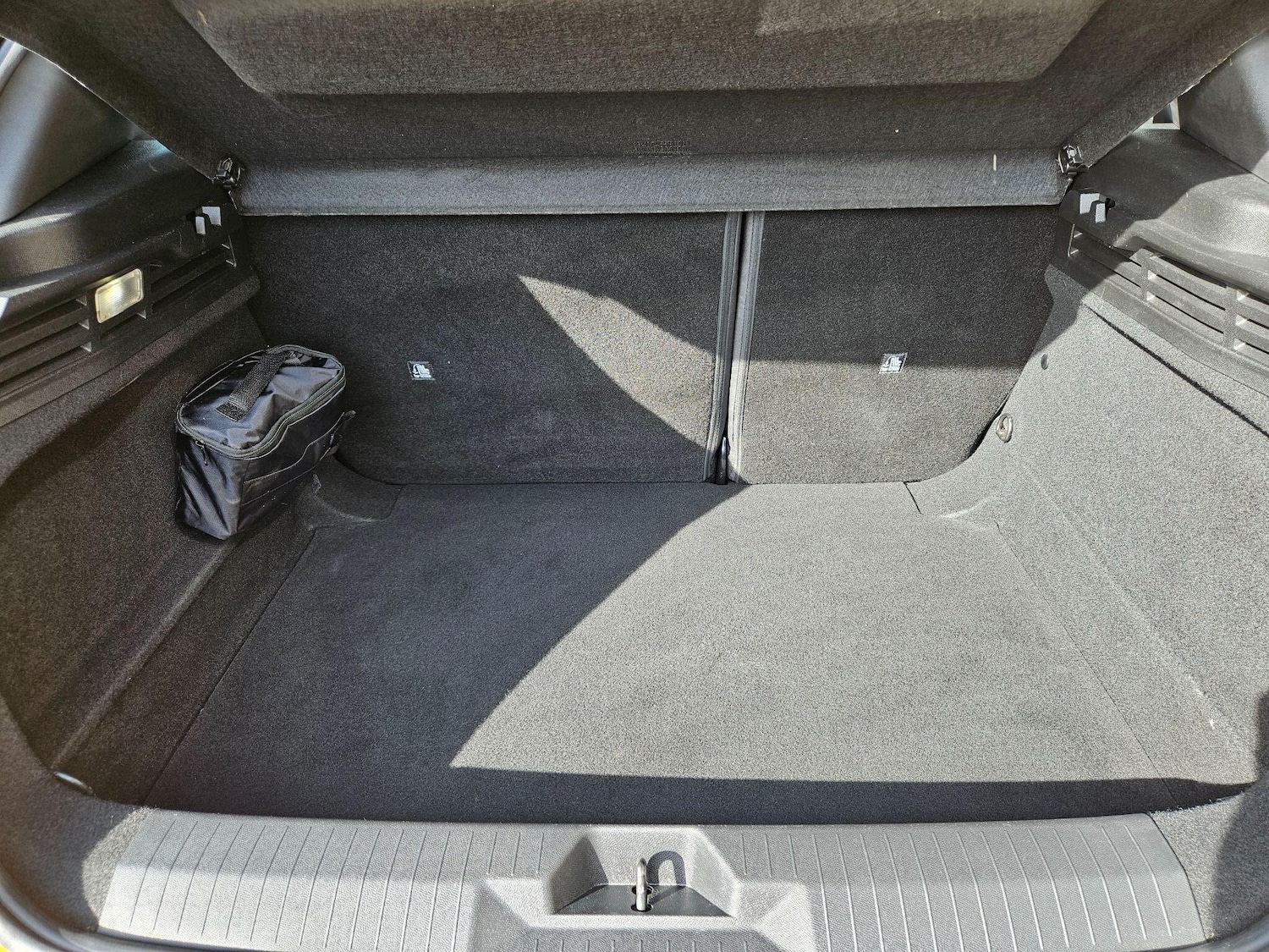 Used Vauxhall Astra 2023 for sale - 77970350: Photo 10