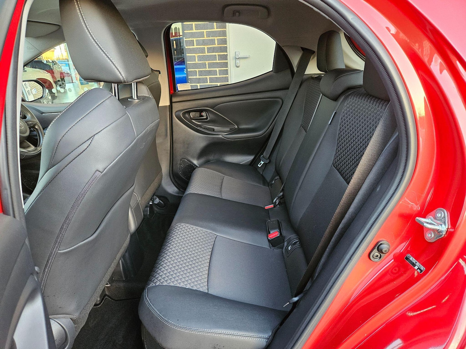 Used Mazda Mazda2 HYBRID for sale - 77704859: Photo 18