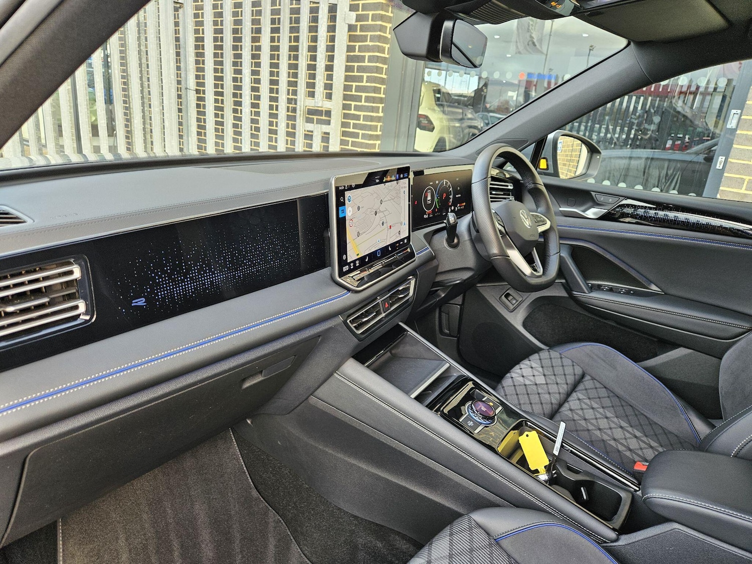 Used Volkswagen Tiguan 2024 for sale - 77255125: Photo 13