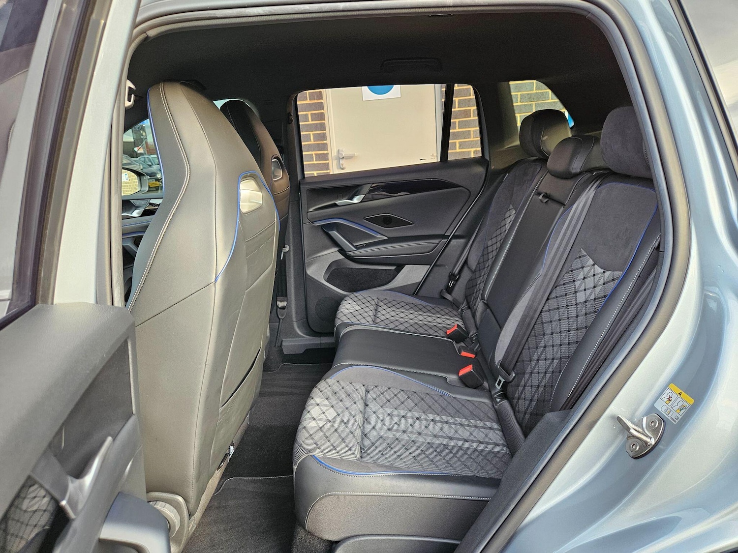 Used Volkswagen Tiguan 2024 for sale - 77255125: Photo 19