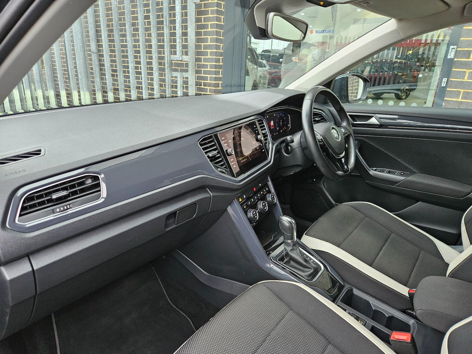 Used Volkswagen T-Roc 2019 for sale - 77109638: Photo 13