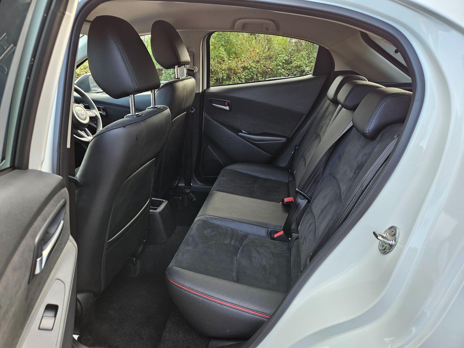 Used Mazda Mazda2 2024 for sale - 76839971: Photo 18