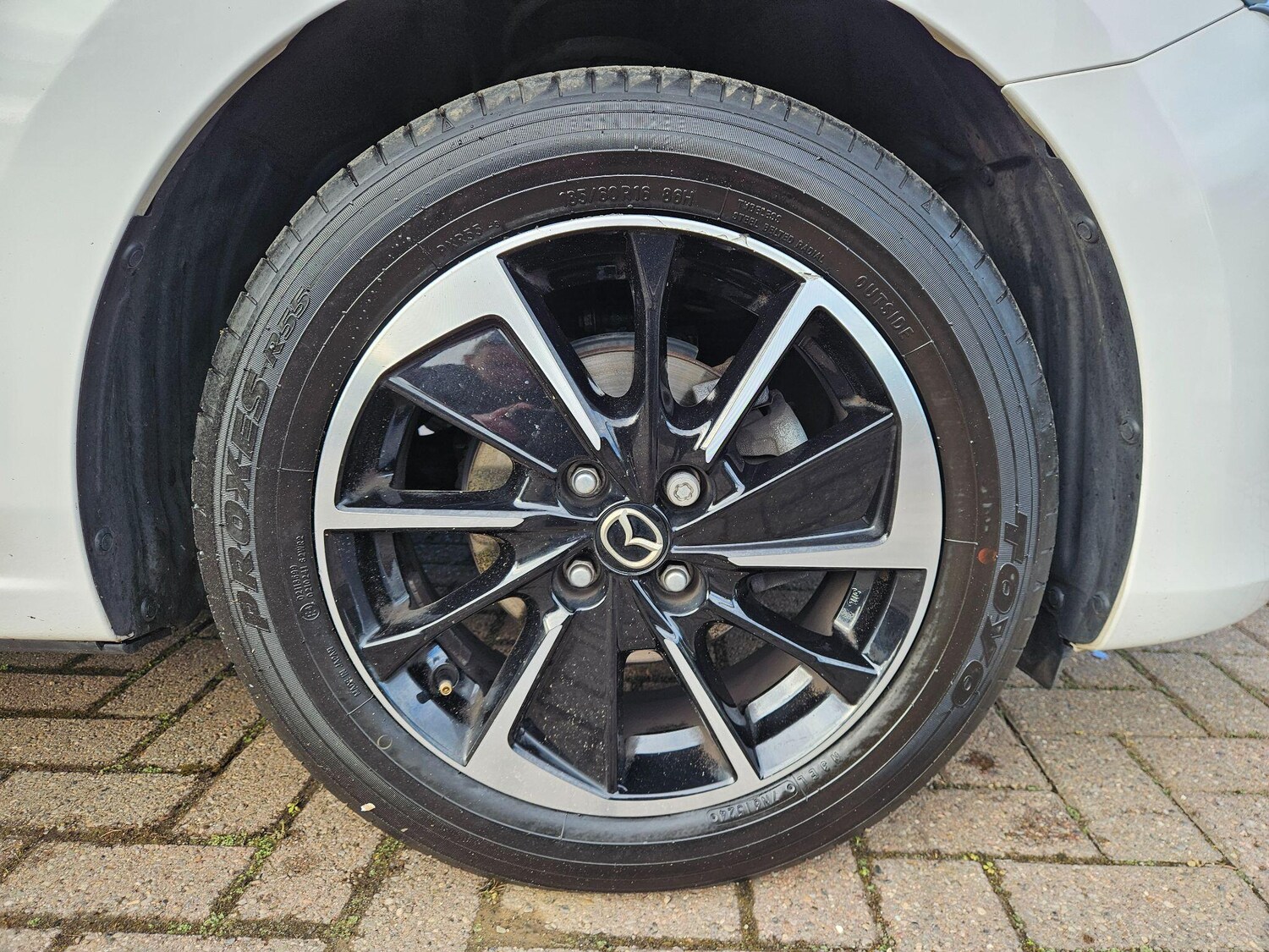 Used Mazda Mazda2 2024 for sale - 76839971: Photo 9