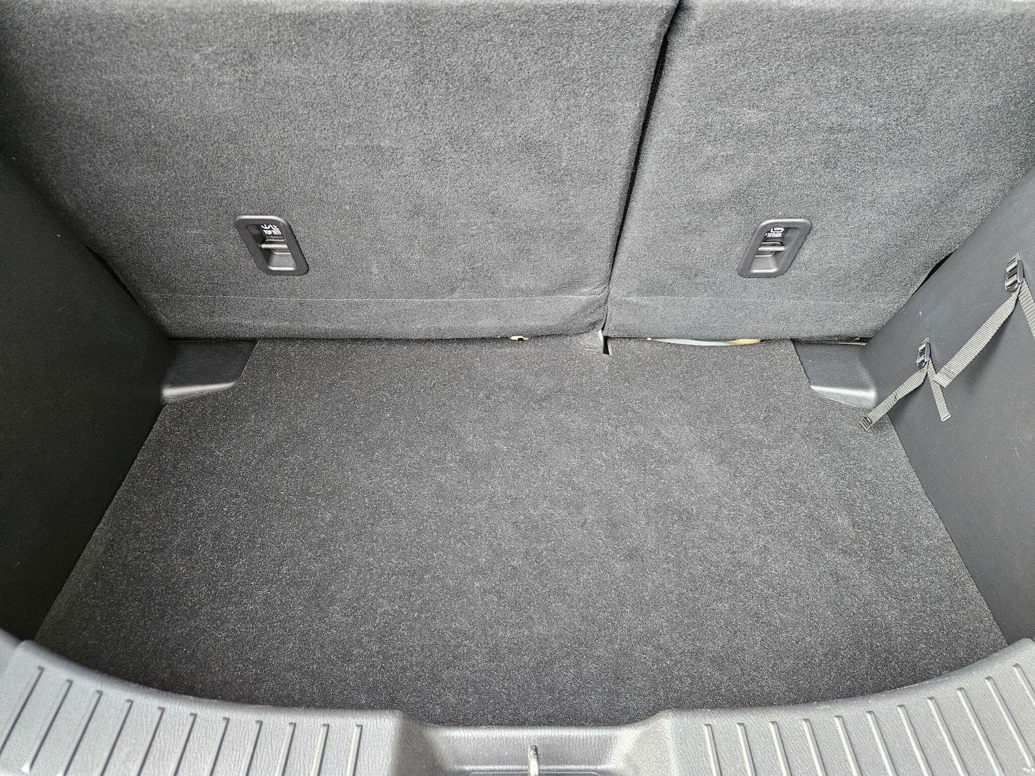 Used Mazda Mazda2 2024 for sale - 76484304: Photo 10