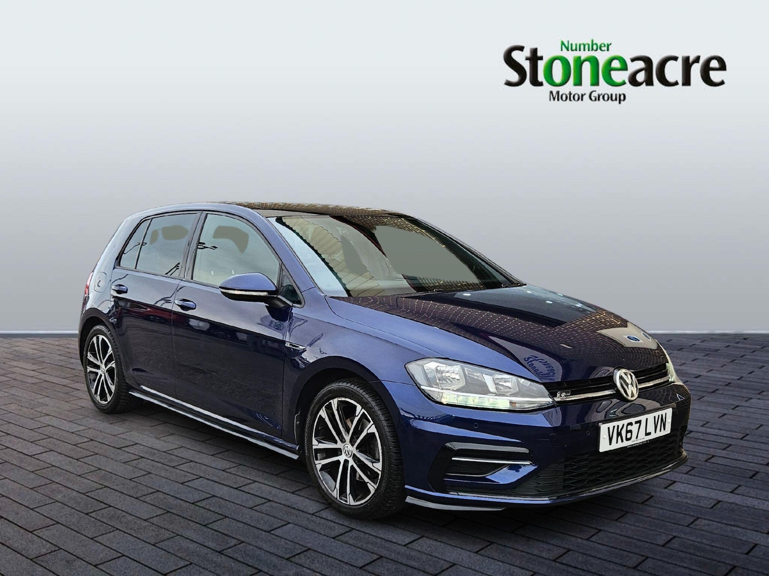 Used Volkswagen Golf 2017 for sale - 76839502: Photo 1