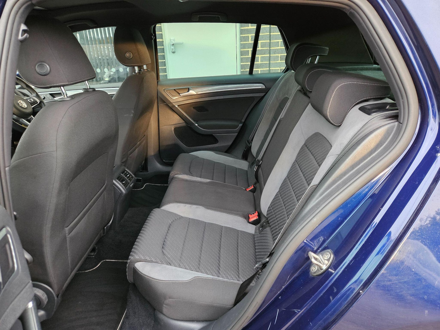 Used Volkswagen Golf 2017 for sale - 76839502: Photo 10