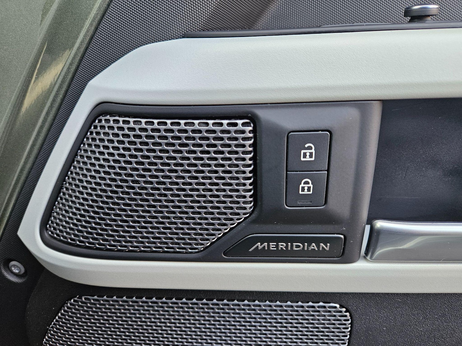 Used Land Rover Defender 2022 for sale - 77230370: Photo 20