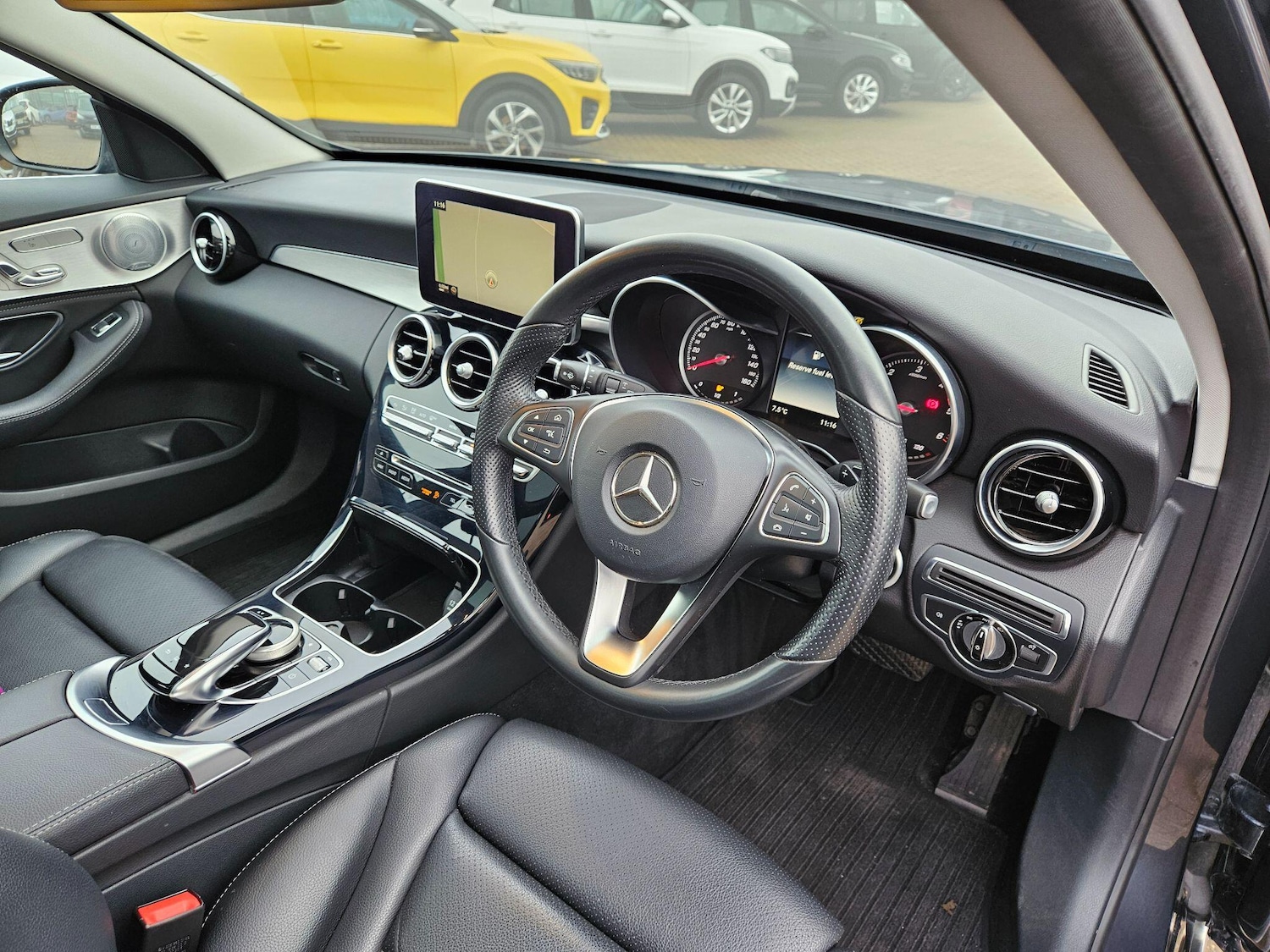 Used Mercedes-Benz C Class 2015 for sale - 77425911: Photo 11