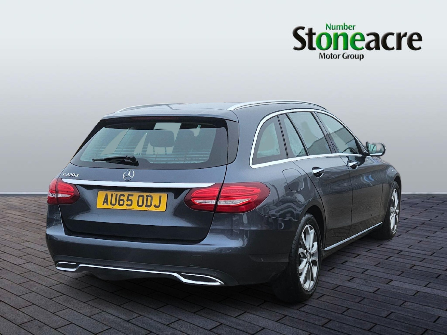 Used Mercedes-Benz C Class 2015 for sale - 77425911: Photo 3