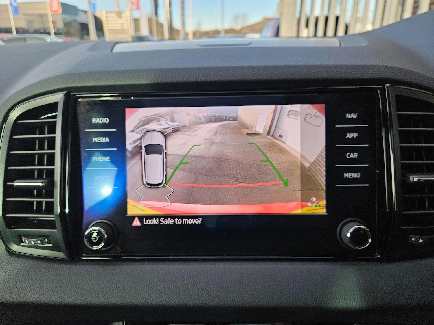 Used Skoda Karoq 2022 for sale - 77202802: Photo 16