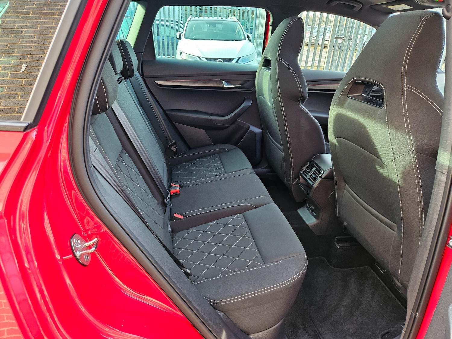 Used Skoda Karoq 2022 for sale - 77202802: Photo 17