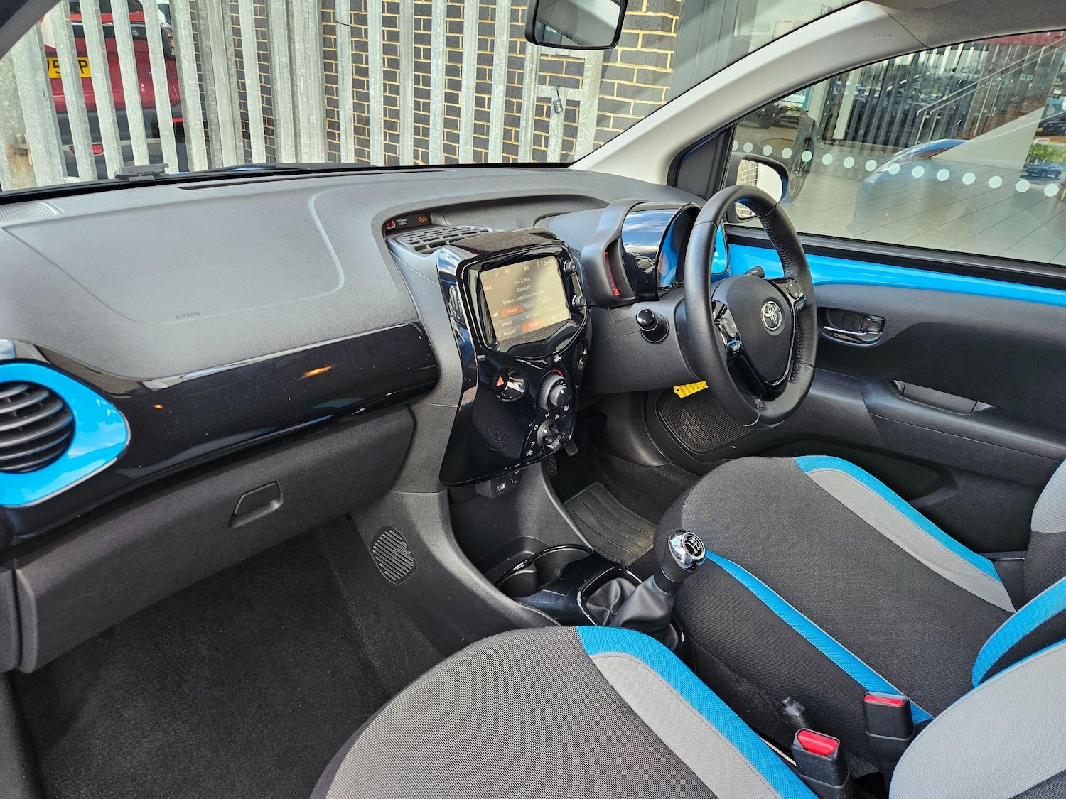 Used Toyota AYGO 2015 for sale - 77925136: Photo 13