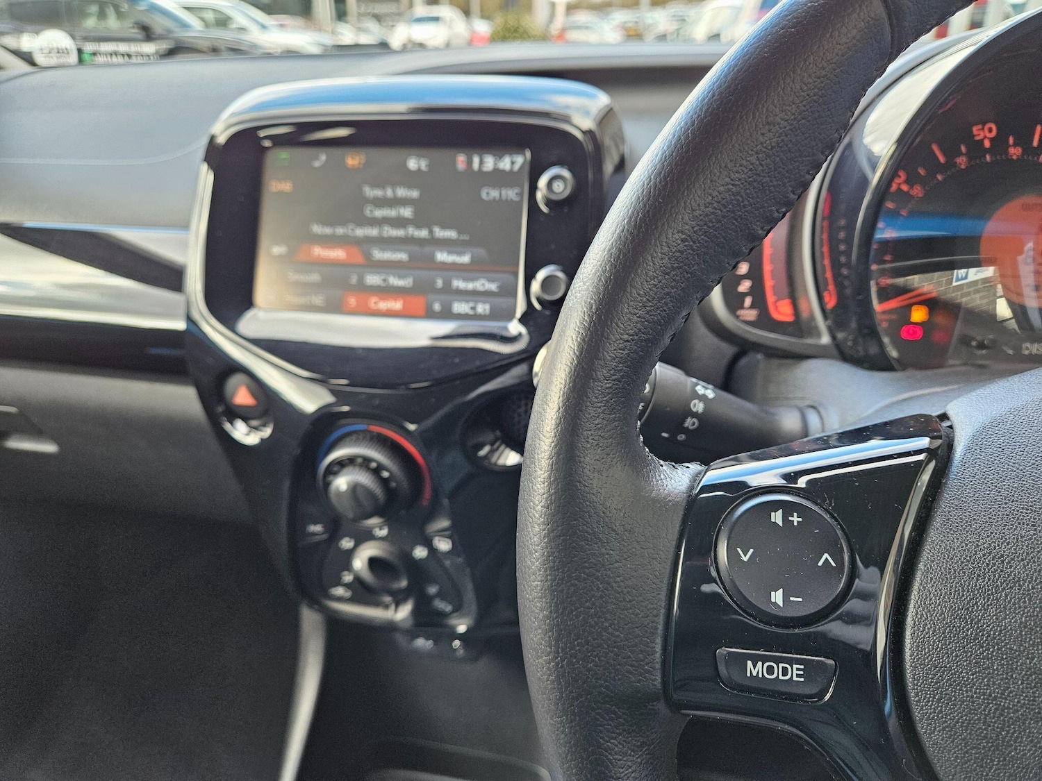 Used Toyota AYGO 2015 for sale - 77925136: Photo 15