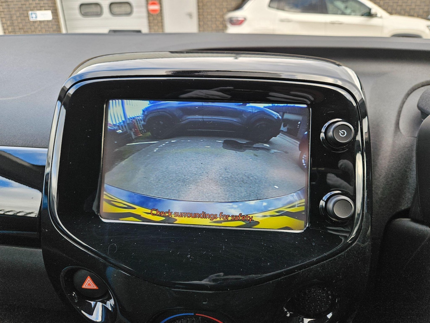 Used Toyota AYGO 2015 for sale - 77925136: Photo 17