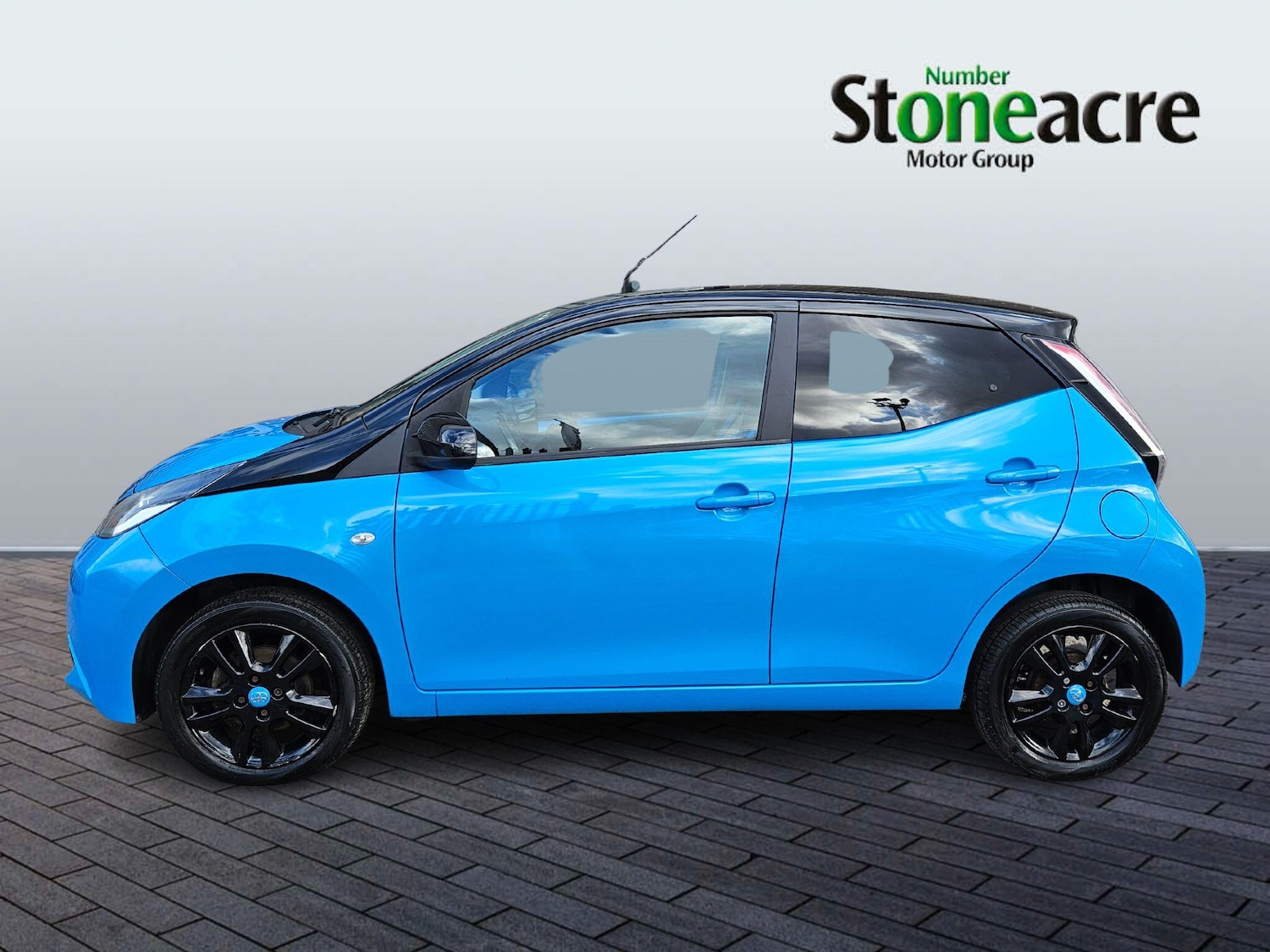 Used Toyota AYGO 2015 for sale - 77925136: Photo 6