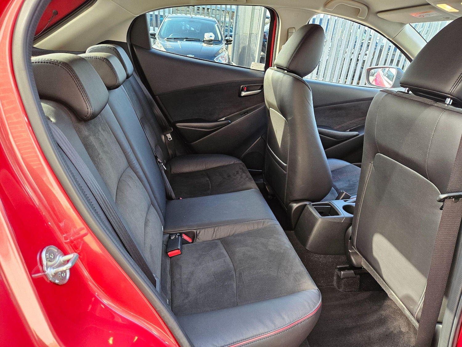 Used Mazda Mazda2 2023 for sale - 77768939: Photo 17