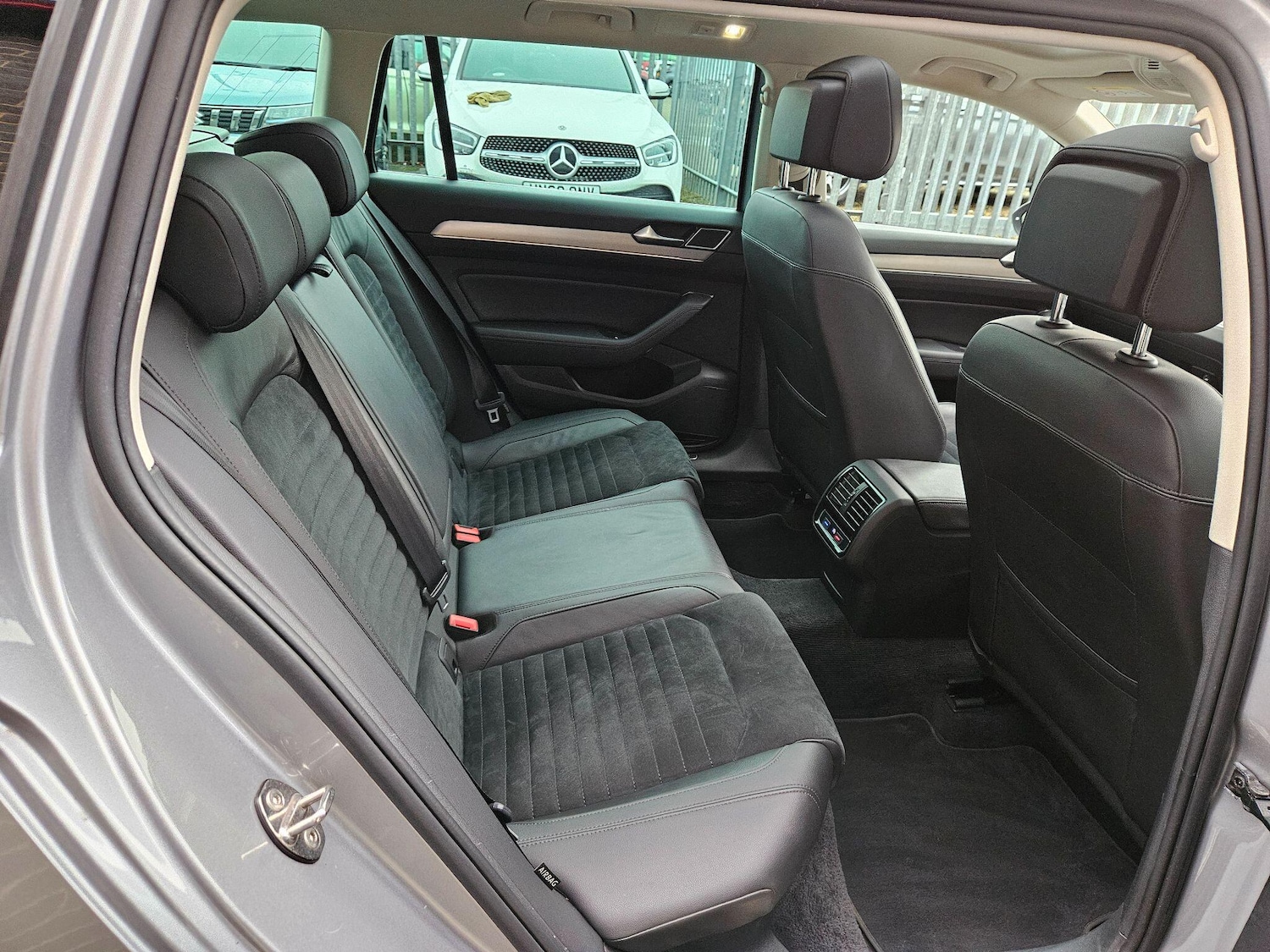 Used Volkswagen Passat 2019 for sale - 77029207: Photo 17