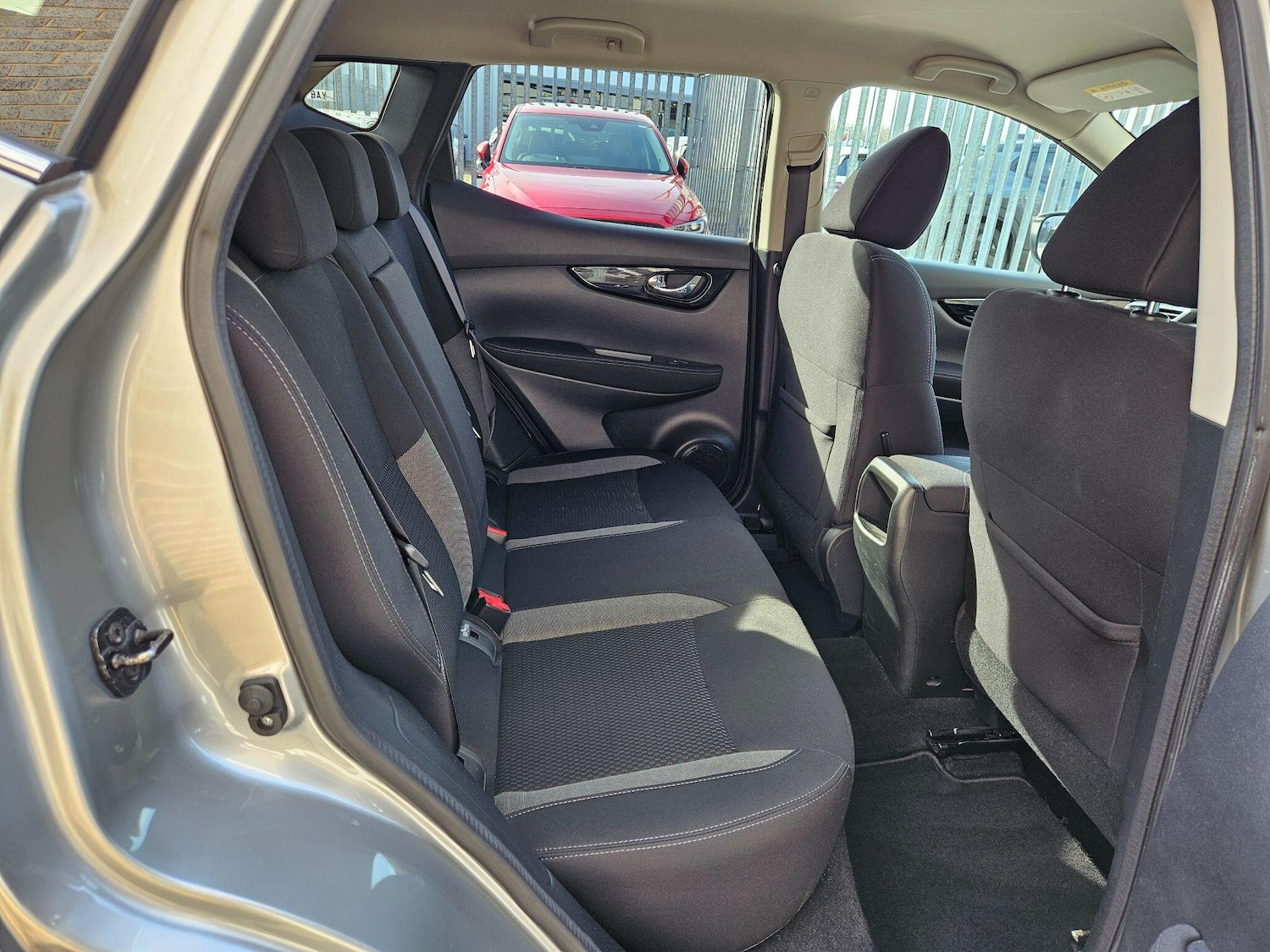 Used Nissan Qashqai 2018 for sale - 77970074: Photo 18