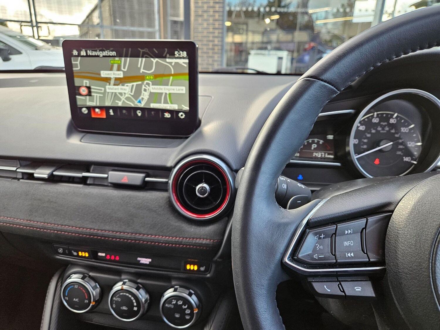 Used Mazda Mazda2 2024 for sale - 76592336: Photo 15