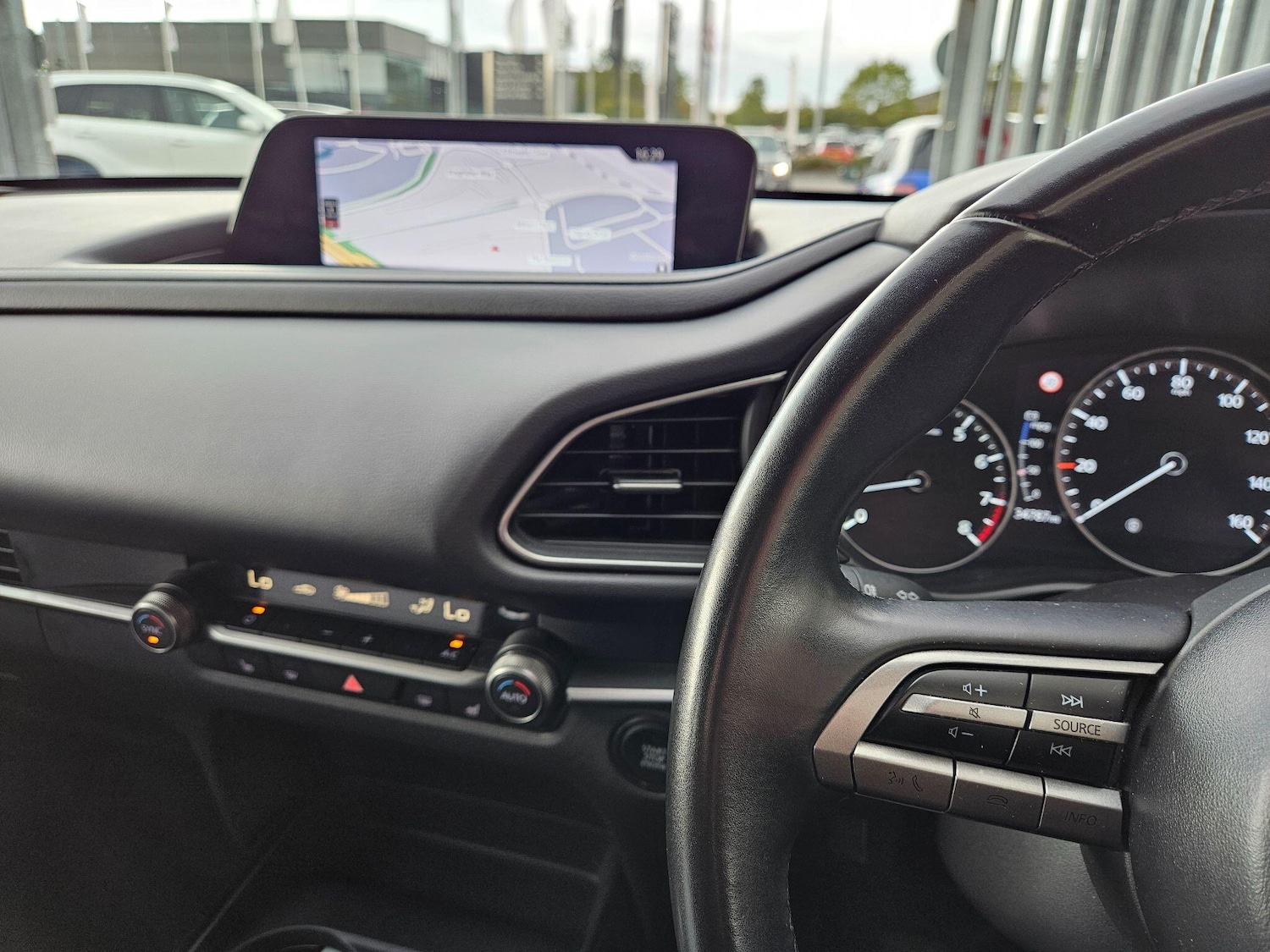 Used Mazda CX-30 for sale - 76612837: Photo 15