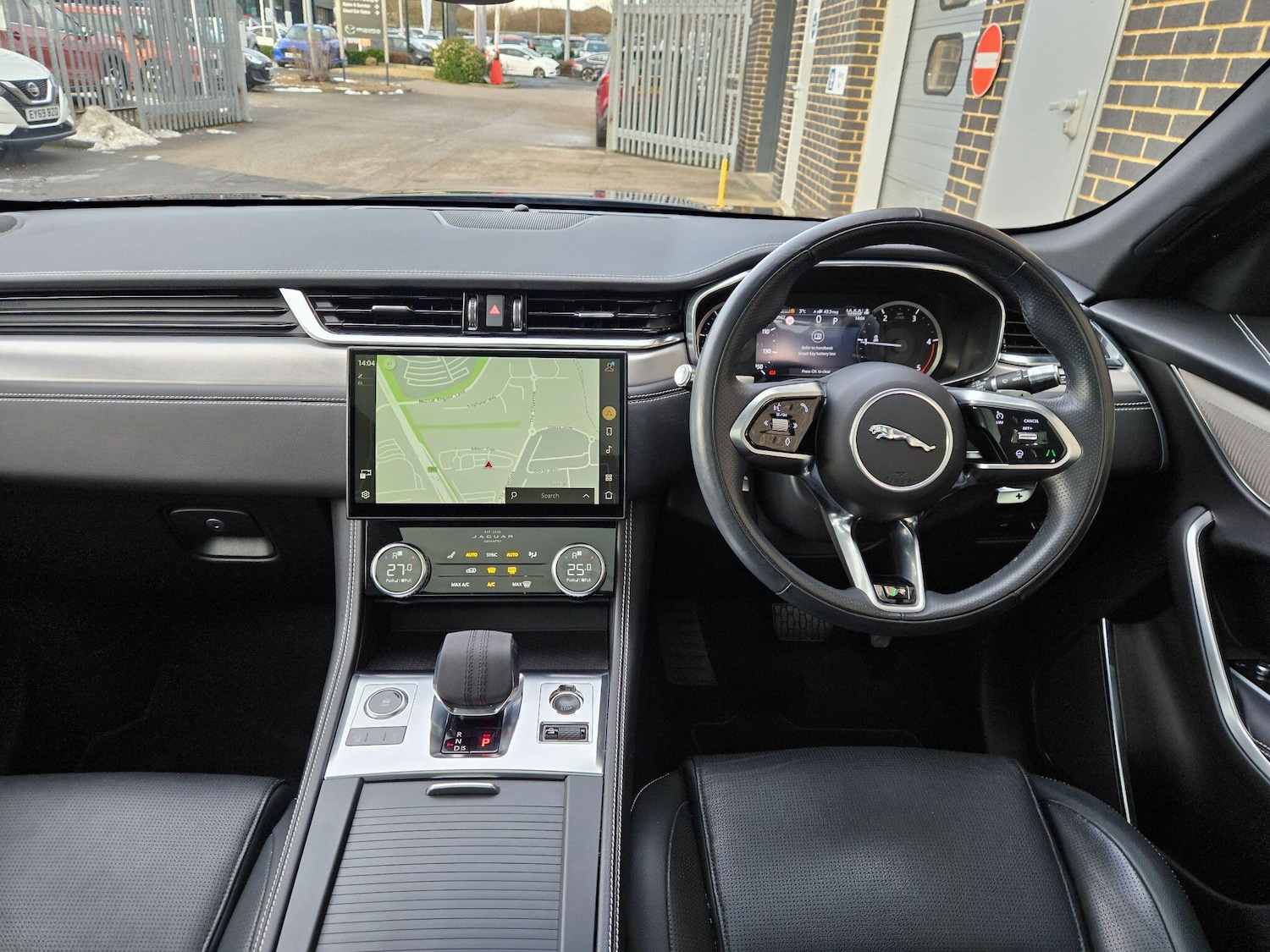 Used Jaguar F-Pace 2022 for sale - 77156411: Photo 12