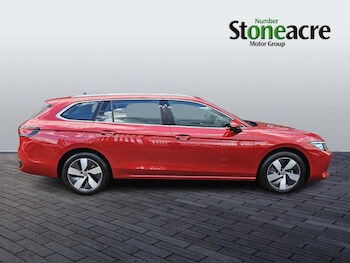 Used Volkswagen Passat 2024 for sale - 78783555: Photo