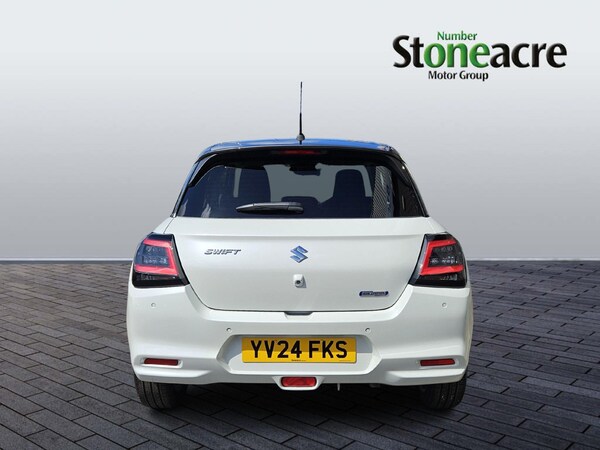 Used Suzuki Swift 2024 for sale - 76001879: Photo 4