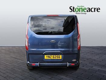 Used Ford Tourneo Custom 2019 for sale - 79453244: Photo