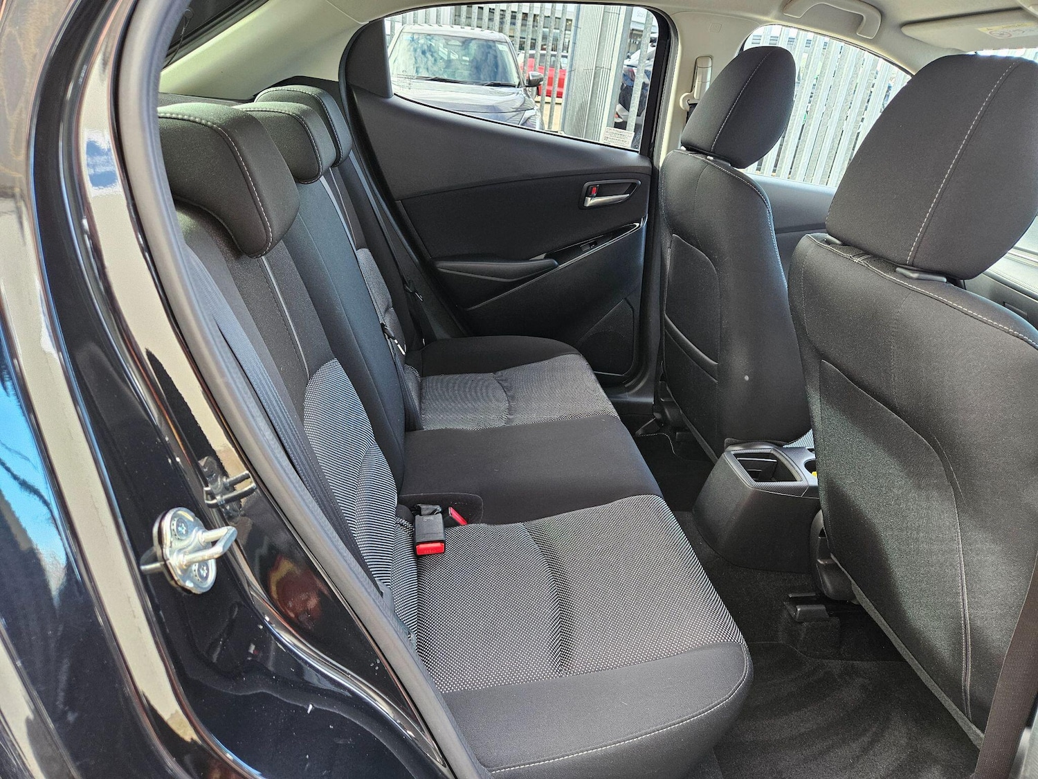 Used Mazda Mazda2 2017 for sale - 77722884: Photo 17