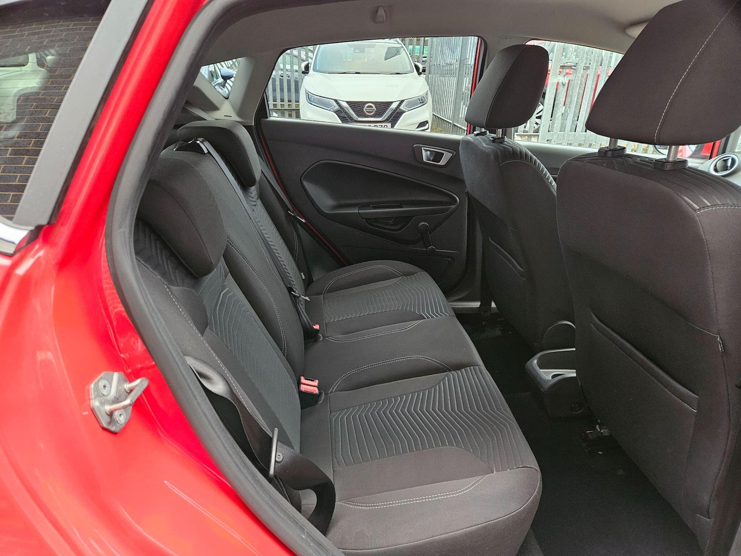 Used Ford Fiesta 2014 for sale - 77156801: Photo 17