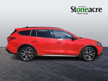 Used Ford Focus 2021 for sale - 79212380: Photo